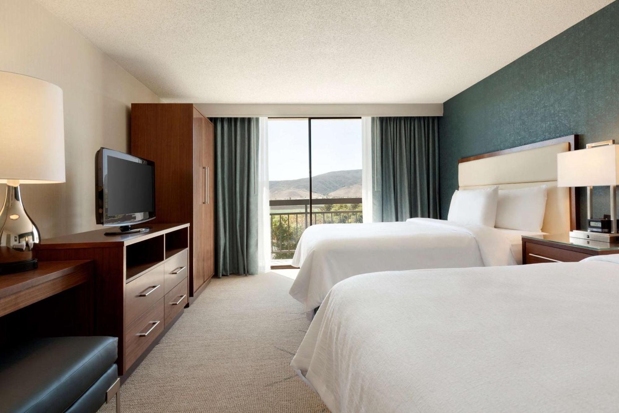 Embassy Suites Сан Луис Обиспо Экстерьер фото