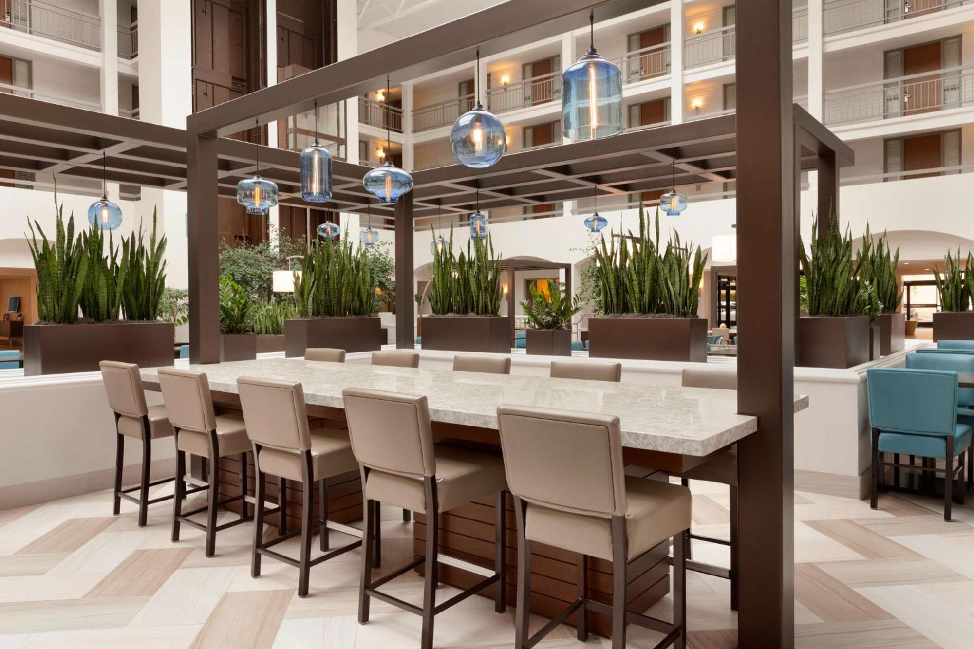 Embassy Suites Сан Луис Обиспо Экстерьер фото