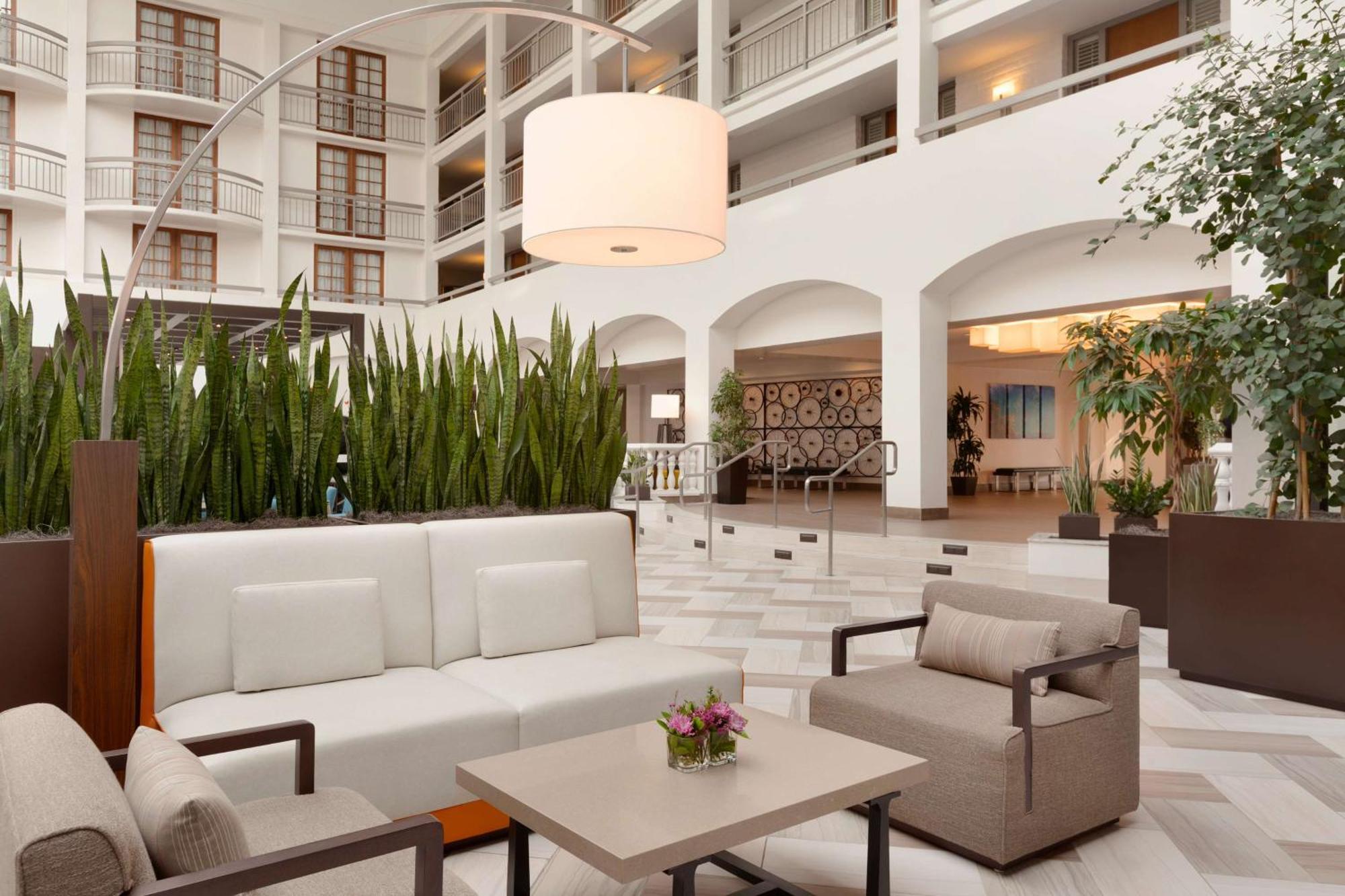 Embassy Suites Сан Луис Обиспо Экстерьер фото