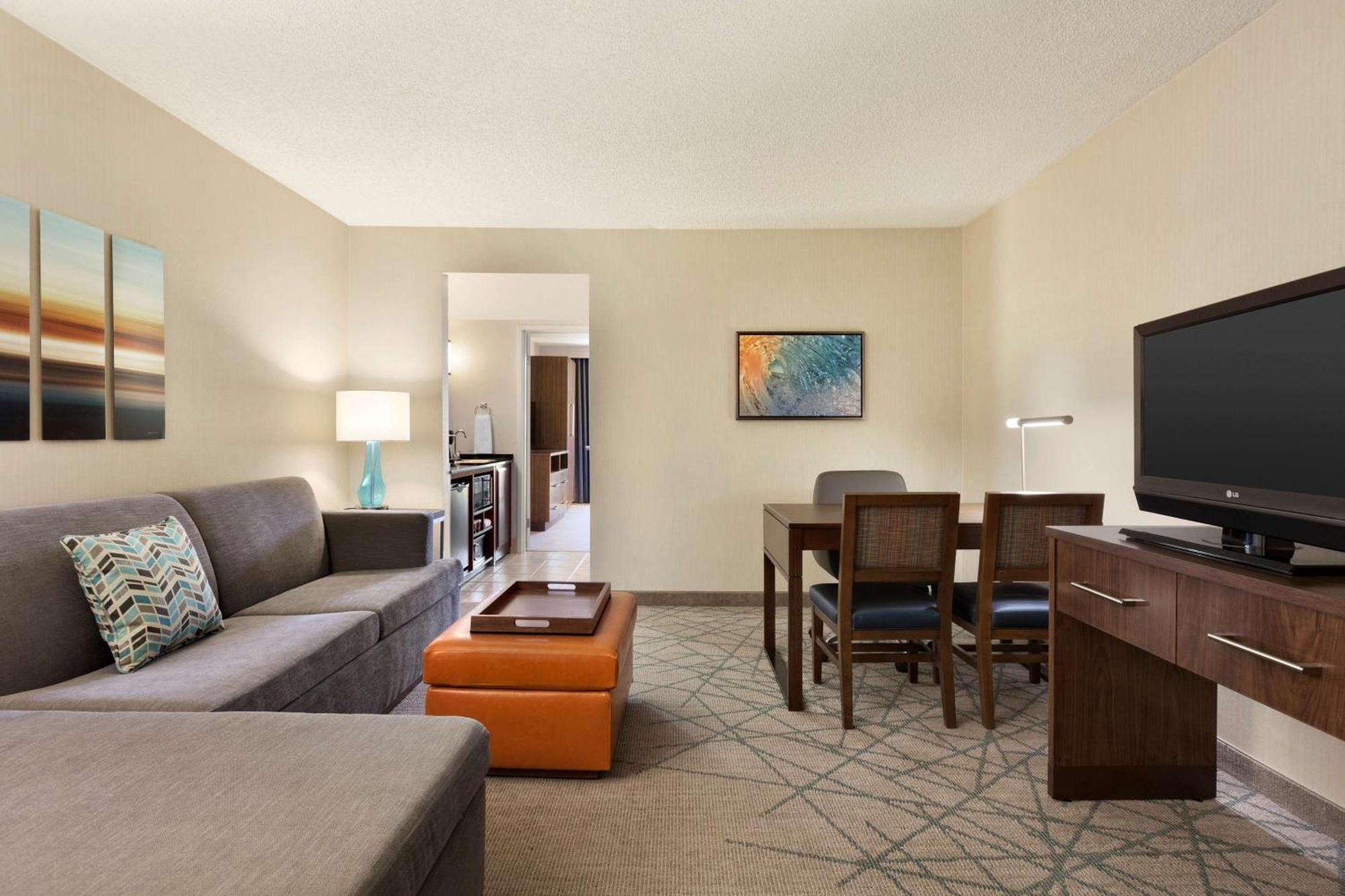 Embassy Suites Сан Луис Обиспо Экстерьер фото