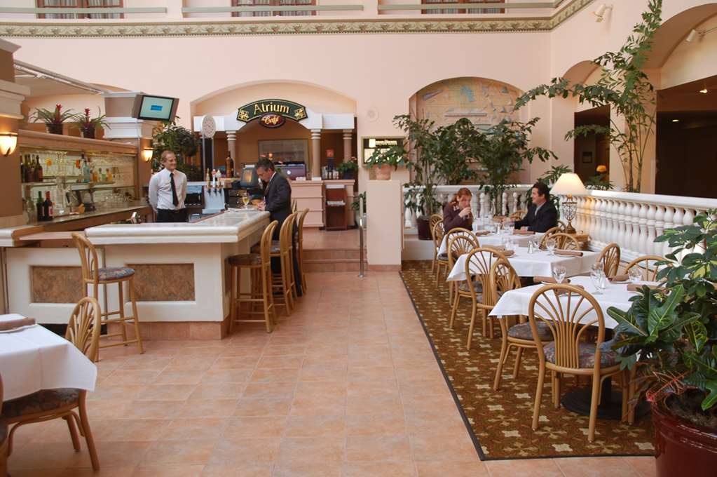 Embassy Suites Сан Луис Обиспо Ресторан фото