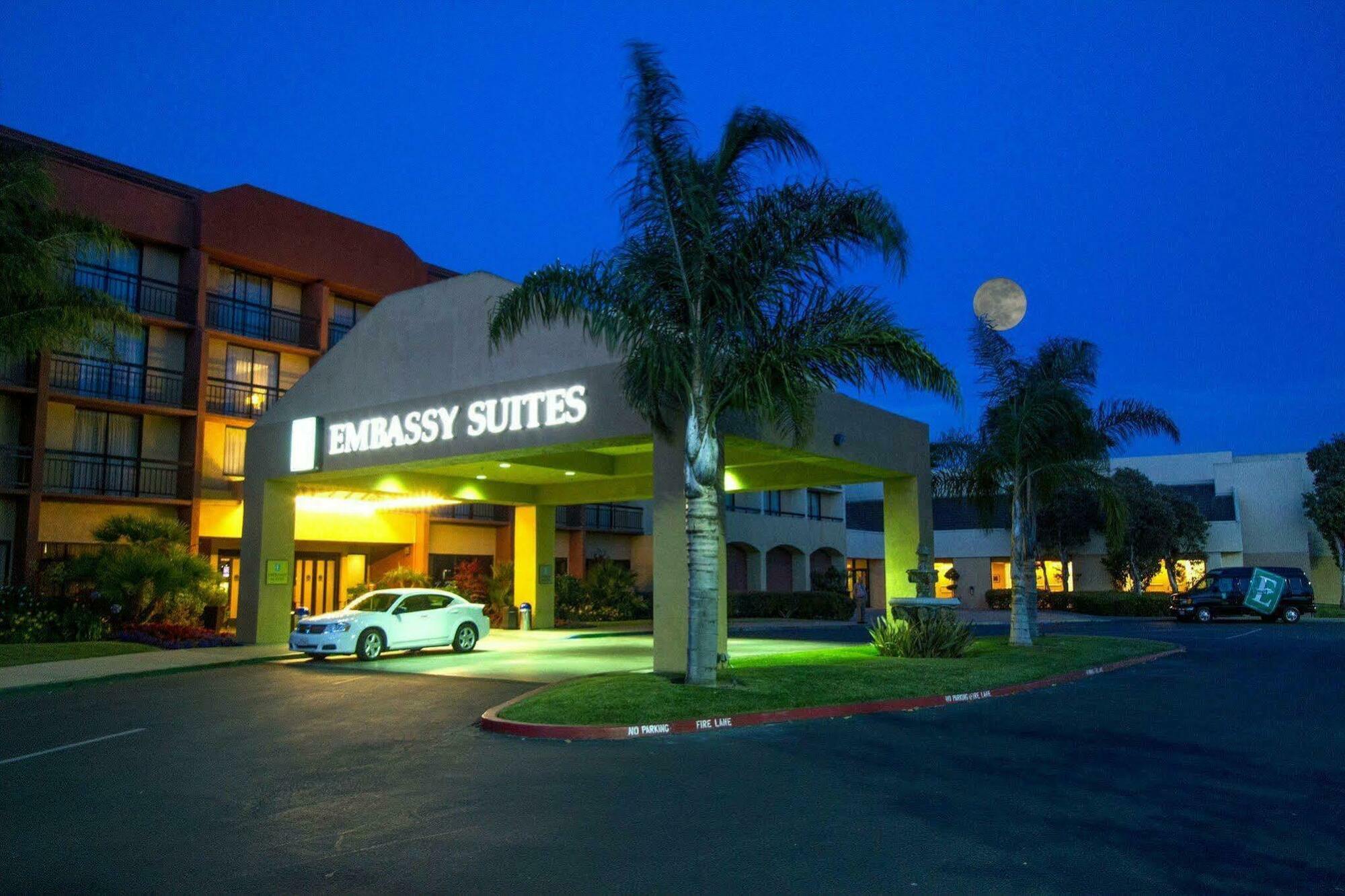 Embassy Suites Сан Луис Обиспо Экстерьер фото